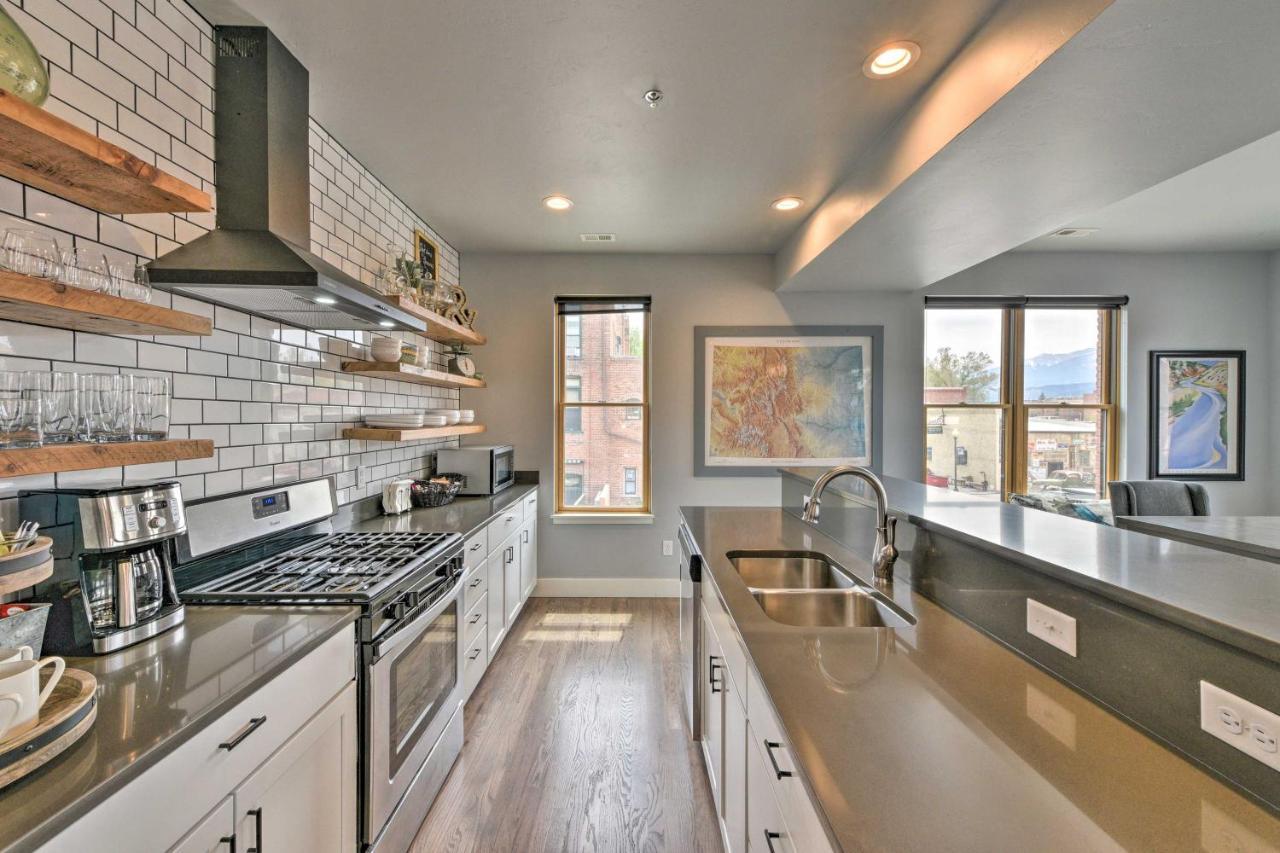 0660 Downtown Salida Condo With Balcony Екстериор снимка